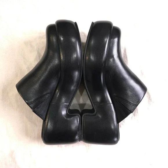 Everlane The Puffa Clog - Black/ Size 7.5 - Picture 6 of 8